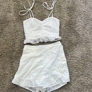 Hollister XS skort and crop top set, new without tags, white eyelet lace